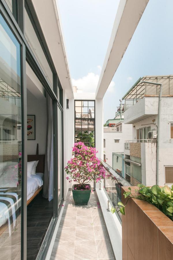 Central Studios At Ben Thanh Market By Circadian 胡志明市 外观 照片